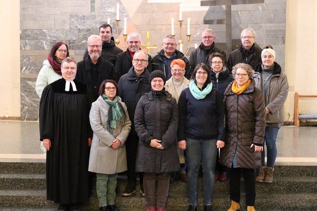 Der alte und der neue Kirchenvorstand unserer Gemeinde